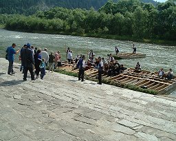 Rafting on the Dunajec river&copy;K.Woolfenden