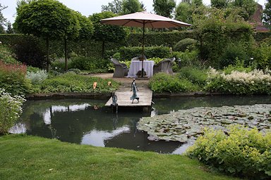 Vanormelingen garden&copy;Ken Woolfenden