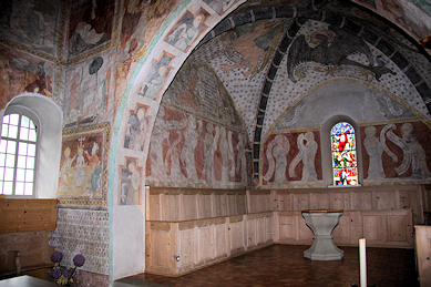 Interior of Erlenbach im Simmental church