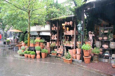 The House of Good Things - Pots, posts and more pots