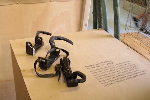 Bean pole shoes in the Gardening Museum - Gaissmayer Nursery