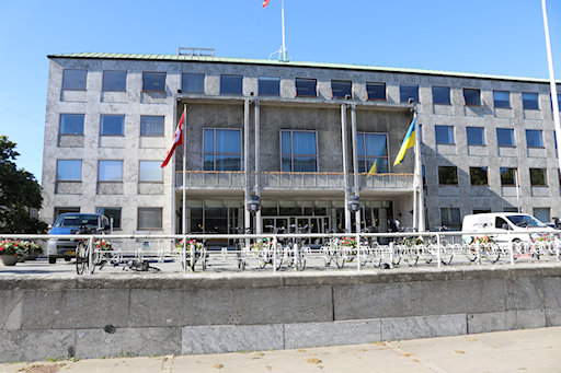 Aarhus City Hall&copy;Ken Woolfenden