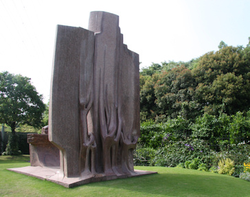 Vangi Sculpture Garden Museum