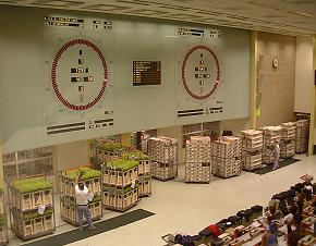 Aalsmeer Flower Auction&copy;K.Woolfenden