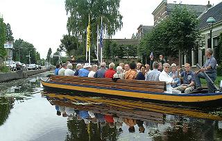 Boskoop by canal&copy;K.Woolfenden