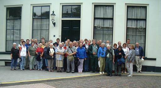 Group photo with Roelie van der Meulen&copy;K.Woolfenden