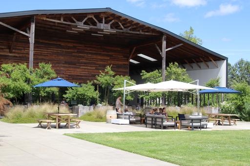 Argyle also have a restaurant&copy;Ken Woolfenden