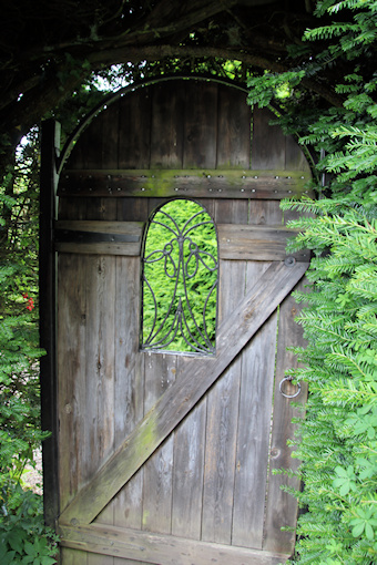 Detail in Garden Door&copy;Ken Woolfenden