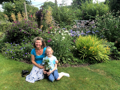 10/8/2016 - C. 'Emma Joan' with my friend, Mary&copy;Val Le May Neville-Parry